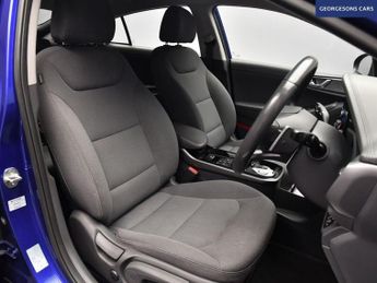HYUNDAI IONIQ 38.3kWh Premium Hatchback 5dr Electric Auto (136 ps)