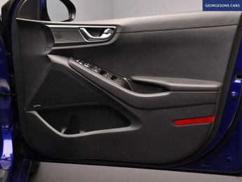 HYUNDAI IONIQ 38.3kWh Premium Hatchback 5dr Electric Auto (136 ps)