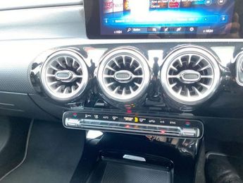 MERCEDES-BENZ A CLASS 1.3 A180 AMG Line Edition (Executive) Hatchback 5dr Petrol 7G-DC