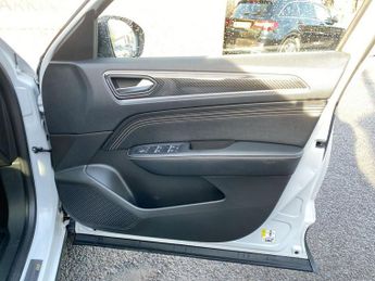 RENAULT ARKANA 1.6 E-TECH E-Tech engineered SUV 5dr Petrol Hybrid Auto 2WD Euro