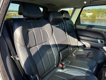 LAND ROVER RANGE ROVER SPORT 3.0 SD V6 HSE Dynamic SUV 5dr Diesel Auto 4WD Euro 6 (s/s) (306 