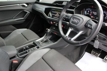 AUDI Q3 2.0 TDI 35 S line Sportback 5dr Diesel S Tronic Euro 6 (s/s) (15
