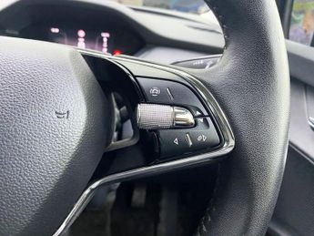 SKODA ENYAQ 62kWh 60 SUV 5dr Electric Auto (DC120kW) (179 ps)