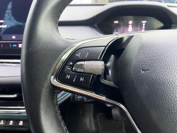 SKODA ENYAQ 62kWh 60 SUV 5dr Electric Auto (DC120kW) (179 ps)