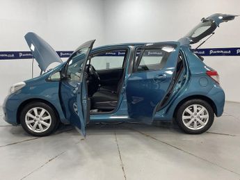 TOYOTA YARIS 1.33 Dual VVT-i TR Hatchback 5dr Petrol Manual Euro 5 (101 ps) -