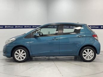 TOYOTA YARIS 1.33 Dual VVT-i TR Hatchback 5dr Petrol Manual Euro 5 (101 ps) -