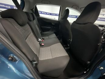 TOYOTA YARIS 1.33 Dual VVT-i TR Hatchback 5dr Petrol Manual Euro 5 (101 ps) -