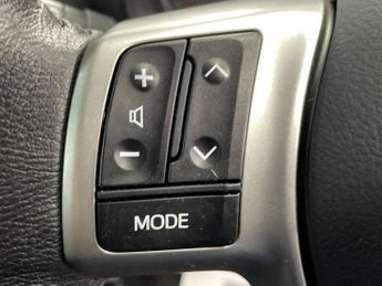 TOYOTA YARIS 1.33 Dual VVT-i TR Hatchback 5dr Petrol Manual Euro 5 (101 ps) -