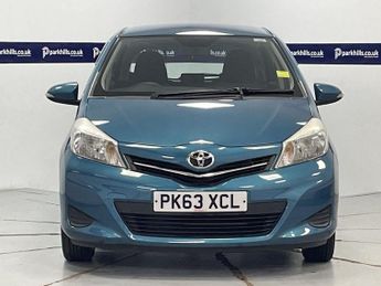 TOYOTA YARIS 1.33 Dual VVT-i TR Hatchback 5dr Petrol Manual Euro 5 (101 ps) -