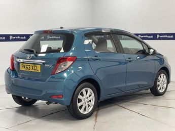 TOYOTA YARIS 1.33 Dual VVT-i TR Hatchback 5dr Petrol Manual Euro 5 (101 ps) -