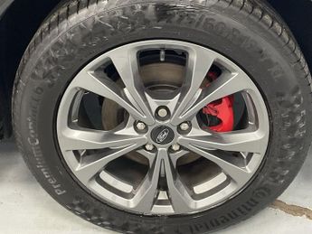 FORD KUGA 2.5 EcoBoost Duratec 14.4kWh ST-Line SUV 5dr Petrol Plug-in Hybr