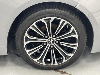 TOYOTA COROLLA 1.8 VVT-h GPF Excel Touring Sports 5dr Petrol Hybrid CVT Euro 6 