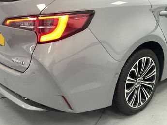 TOYOTA COROLLA 1.8 VVT-h GPF Excel Touring Sports 5dr Petrol Hybrid CVT Euro 6 