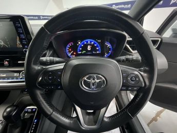 TOYOTA COROLLA 1.8 VVT-h GPF Excel Touring Sports 5dr Petrol Hybrid CVT Euro 6