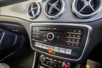 MERCEDES-BENZ GLA 1.6 GLA180 AMG Line Edition SUV 5dr Petrol 7G-DCT Euro 6 (s/s) (