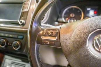 VOLKSWAGEN TIGUAN 2.0 TDI BlueMotion Tech Match Edition SUV 5dr Diesel DSG 4WD Eur