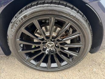 MERCEDES-BENZ E-CLASS 2.0 E220d AMG Line (Premium) Coupe 2dr Diesel G-Tronic+ Euro 6 (