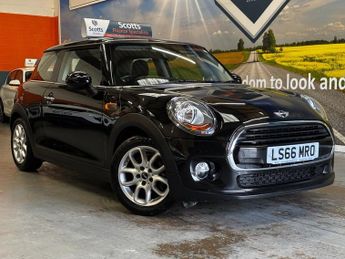MINI Hatch 1.5 Cooper D Hatchback 3dr Diesel Manual Euro 6 in Black
