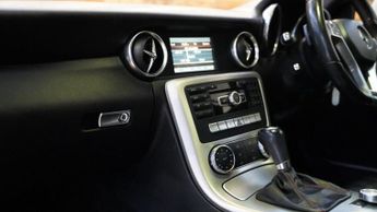 MERCEDES-BENZ SLK 2.1 SLK250 CDI BlueEfficiency AMG Sport Convertible 2dr Diesel G