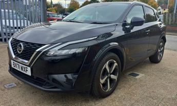 Nissan Qashqai 1.3 DIG-T MHEV N-Connecta SUV 5dr Petrol Hybrid XTRON Euro 6 (s/