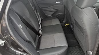 NISSAN QASHQAI 1.3 DIG-T MHEV N-Connecta SUV 5dr Petrol Hybrid XTRON Euro 6 (s/