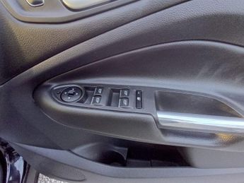 FORD KUGA 2.0 TDCi Titanium SUV 5dr Diesel Powershift AWD Euro 6 (s/s) (18