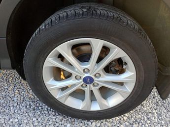 FORD KUGA 2.0 TDCi Titanium SUV 5dr Diesel Powershift AWD Euro 6 (s/s) (18