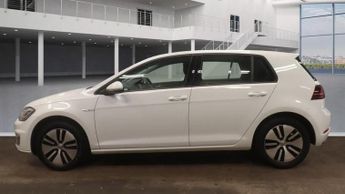 VOLKSWAGEN E-GOLF 35.8kWh e-Golf Hatchback 5dr Electric Auto (136 ps)
