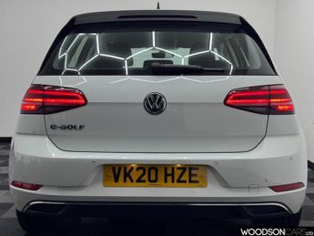 VOLKSWAGEN E-GOLF 35.8kWh e-Golf Hatchback 5dr Electric Auto (136 ps)