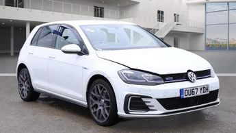 Volkswagen Golf 1.4 TSI 8.7kWh GTE Advance Hatchback 5dr Petrol Plug-in Hybrid D