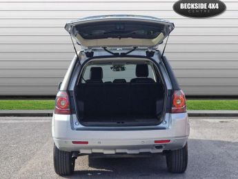 LAND ROVER FREELANDER 2 2.2 TD4 XS SUV 5dr Diesel Manual 4WD Euro 5 (s/s) (150 ps)