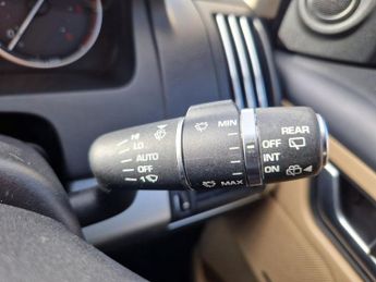 LAND ROVER FREELANDER 2 2.2 TD4 XS SUV 5dr Diesel Manual 4WD Euro 5 (s/s) (150 ps)