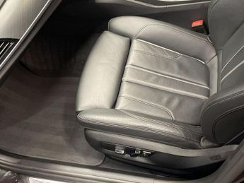 BMW 5 SERIES 2.0 520d MHT M Sport Saloon 4dr Diesel Hybrid Steptronic Euro 6 