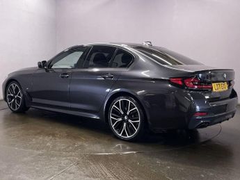 BMW 5 SERIES 2.0 520d MHT M Sport Saloon 4dr Diesel Hybrid Steptronic Euro 6