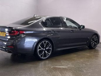 BMW 5 SERIES 2.0 520d MHT M Sport Saloon 4dr Diesel Hybrid Steptronic Euro 6 