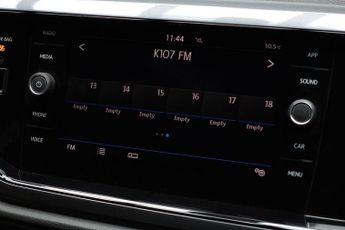 VOLKSWAGEN POLO 1.0 TSI GPF R-Line Hatchback 5dr Petrol DSG Euro 6 (s/s) (115 ps