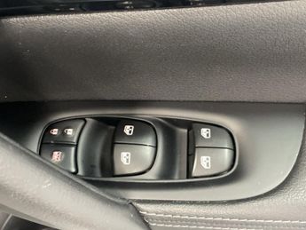 NISSAN QASHQAI 1.3 DIG-T Acenta Premium SUV 5dr Petrol Manual Euro 6 (s/s) (140