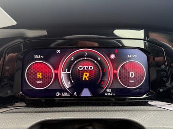 VOLKSWAGEN GOLF 2.0 TDI GTD Hatchback 5dr Diesel DSG Euro 6 (s/s) (200 ps)