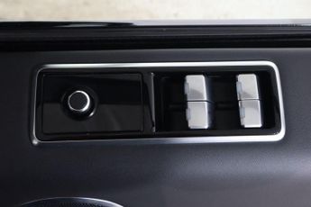 LAND ROVER RANGE ROVER SPORT 3.0 D300 MHEV Autobiography Dynamic Auto 4WD Euro 6 (s/s) 5dr