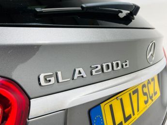 MERCEDES-BENZ GLA 2.1 GLA200d AMG Line SUV 5dr Diesel 7G-DCT Euro 6 (s/s) (136 ps)