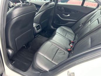 MERCEDES-BENZ C-CLASS 2.0 C200 SE Executive Edition Saloon 4dr Petrol Manual Euro 6 (s