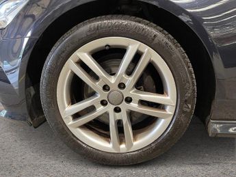 AUDI A6 SALOON 2.0 TDI ultra S line Saloon 4dr Diesel S Tronic Euro 6 (s/s) (19