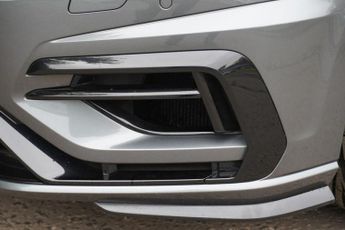 VOLKSWAGEN GOLF 2.0 TSI R Hatchback 5dr Petrol DSG 4Motion Euro 6 (s/s) (300 ps)