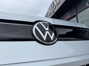 VOLKSWAGEN CADDY MAXI 2.0 TDI C20 Commerce Plus Panel Van 6dr Diesel DSG LWB Euro 6 (s