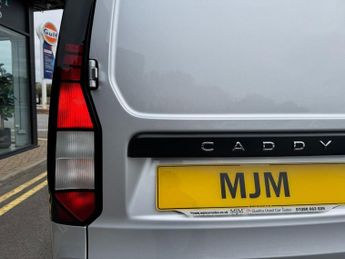 VOLKSWAGEN CADDY MAXI 2.0 TDI C20 Commerce Plus Panel Van 6dr Diesel DSG LWB Euro 6 (s