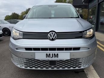 VOLKSWAGEN CADDY MAXI 2.0 TDI C20 Commerce Plus Panel Van 6dr Diesel DSG LWB Euro 6 (s