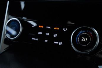 LAND ROVER RANGE ROVER 3.0 D350 MHEV SE SUV 5dr Diesel Auto 4WD Euro 6 (s/s) (350 ps)