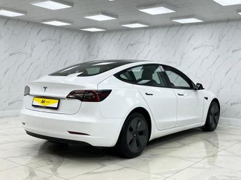 TESLA Model 3 Standard Range Plus Saloon 4dr Electric Auto RWD (241 bhp)