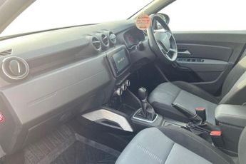 DACIA DUSTER 1.3 TCe EXTREME SUV 5dr Petrol EDC Euro 6 (s/s) (150 ps) Rear Vi