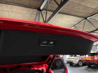 VOLVO XC90 2.0 D5 PowerPulse R-Design SUV 5dr Diesel Auto 4WD Euro 6 (s/s) 